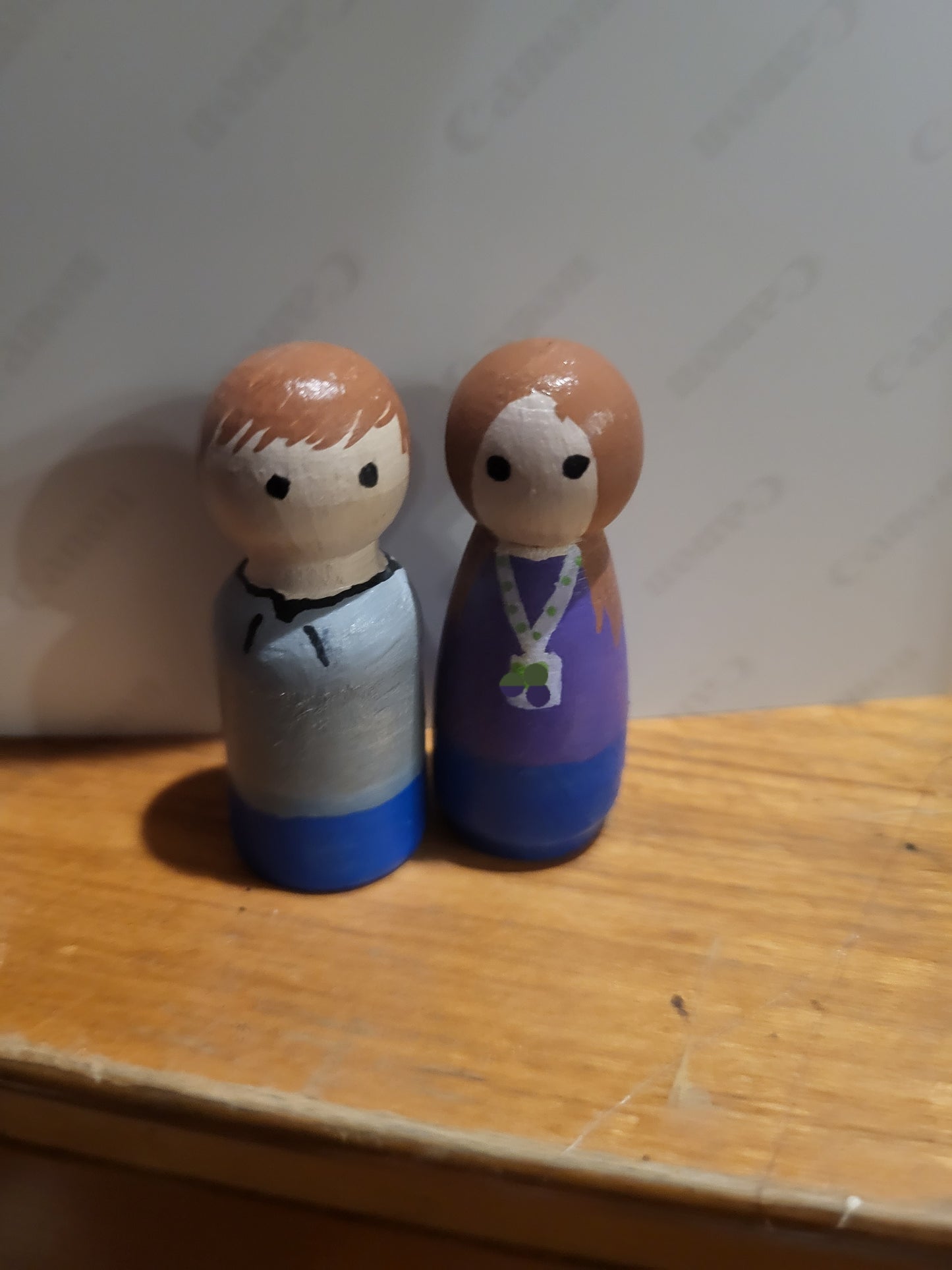 Wooden figurines, personalized couple