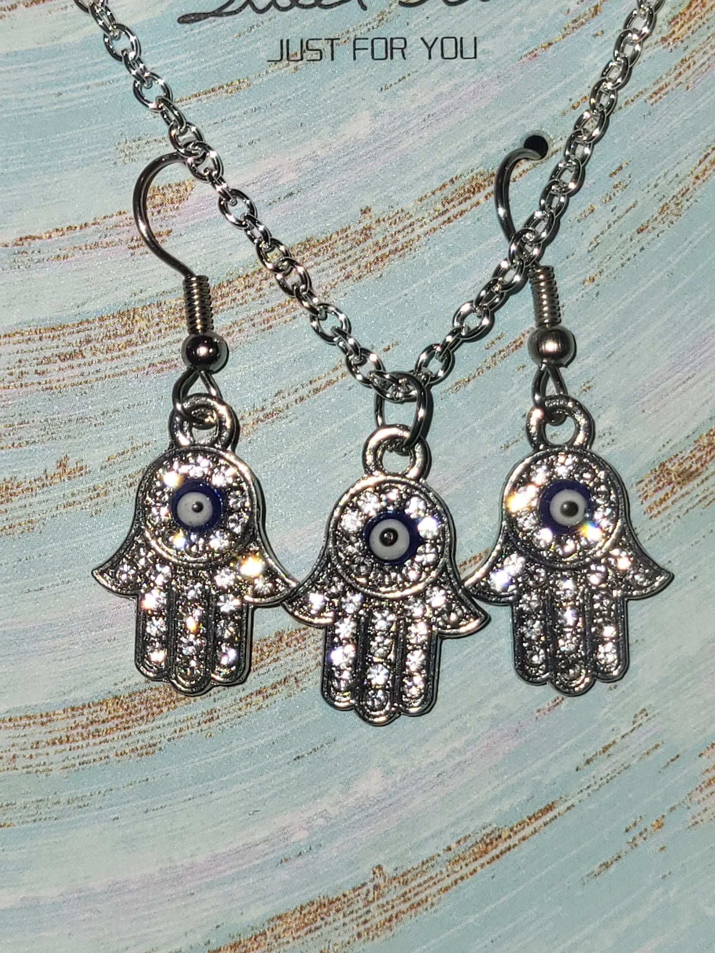 Handcrafted jewelry set