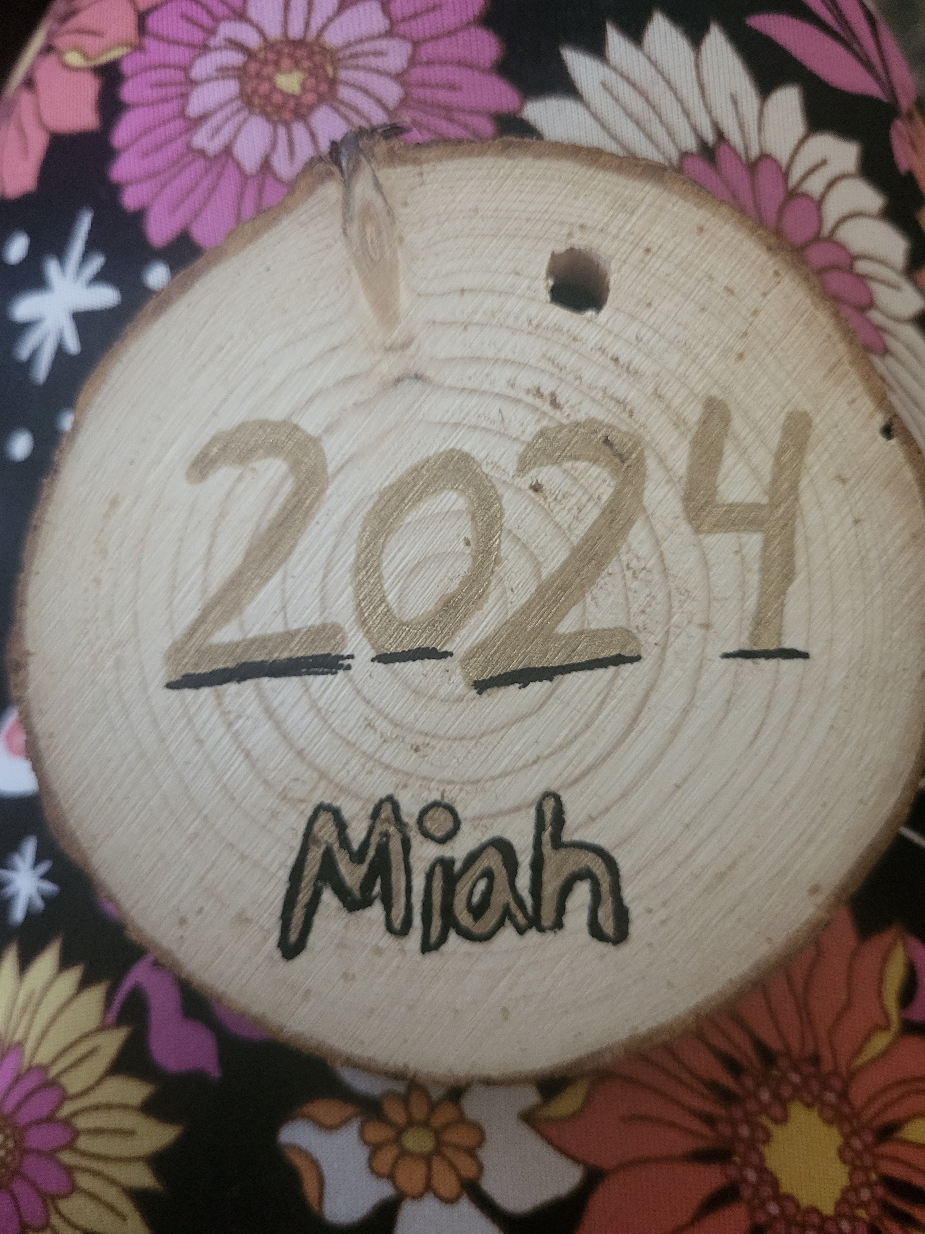 "2025" Personalized Christmas ornament