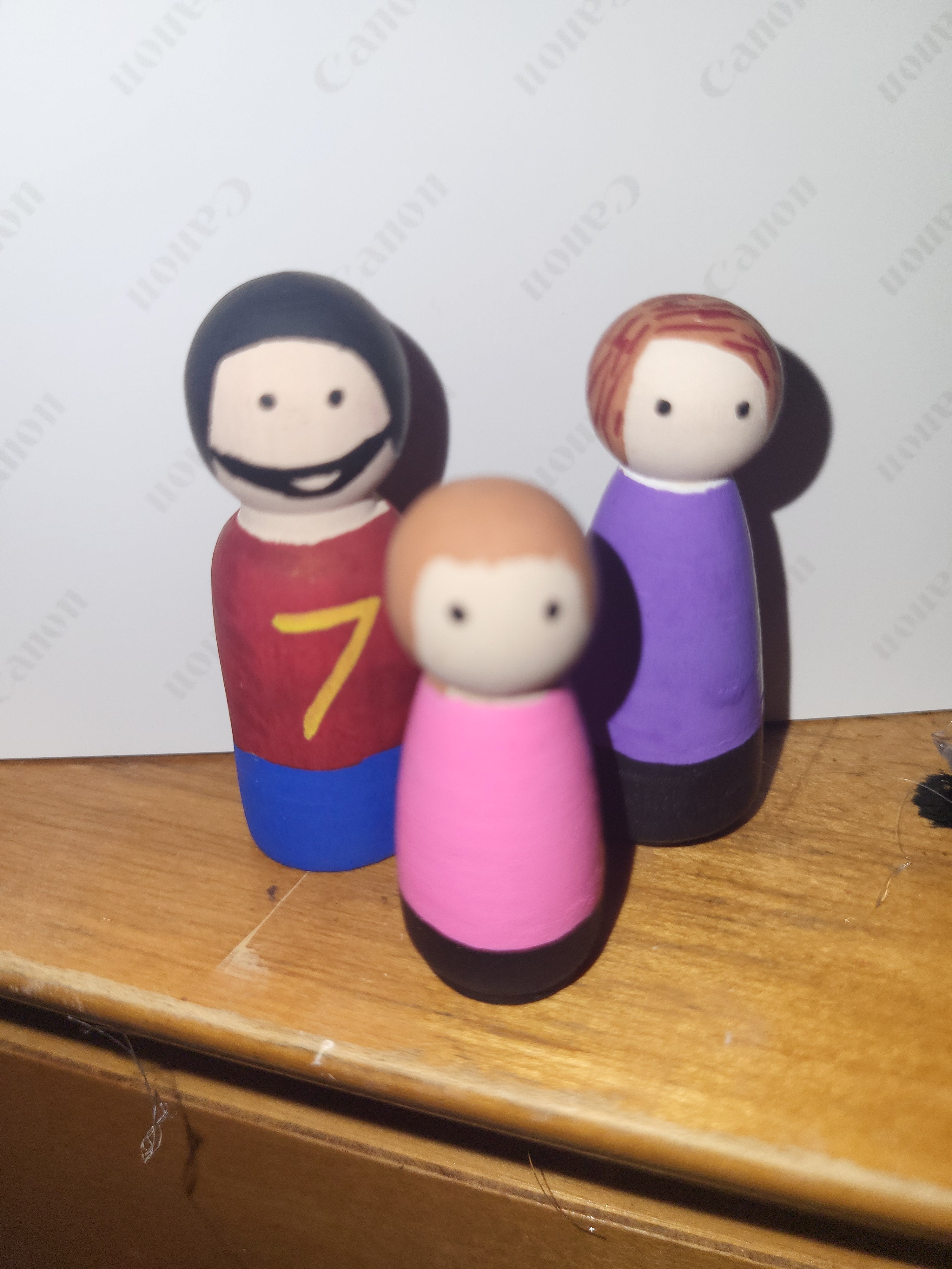 Wooden figurines, personalized family (big family)