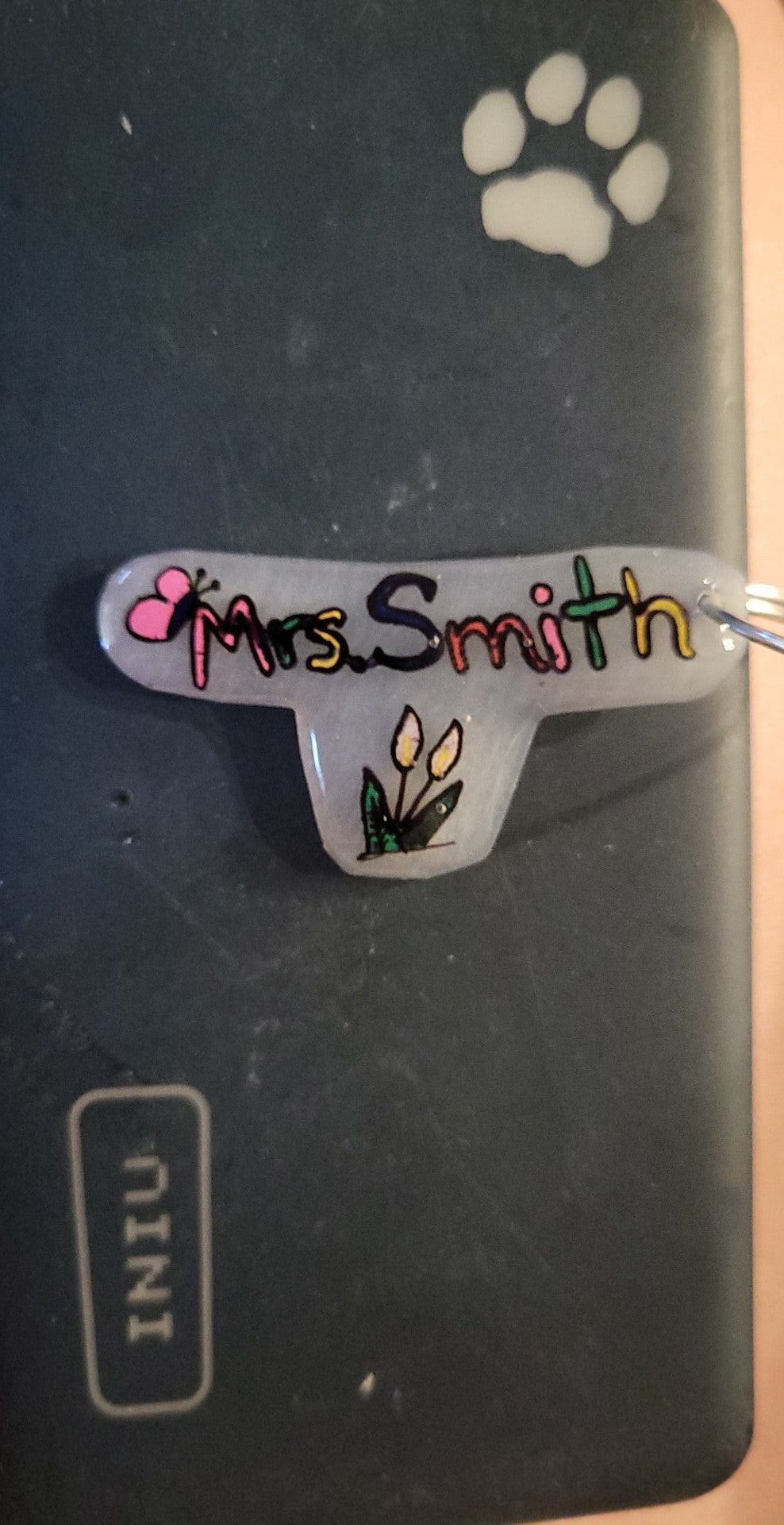 Name tag keychain with a big picture added