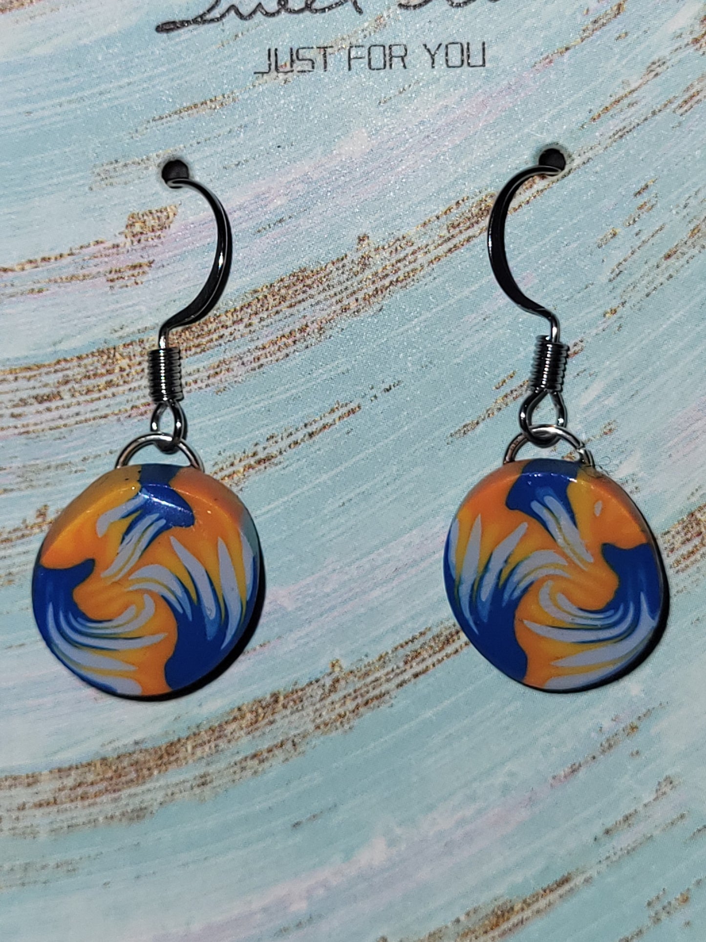 Bronco inspired dangling earrings