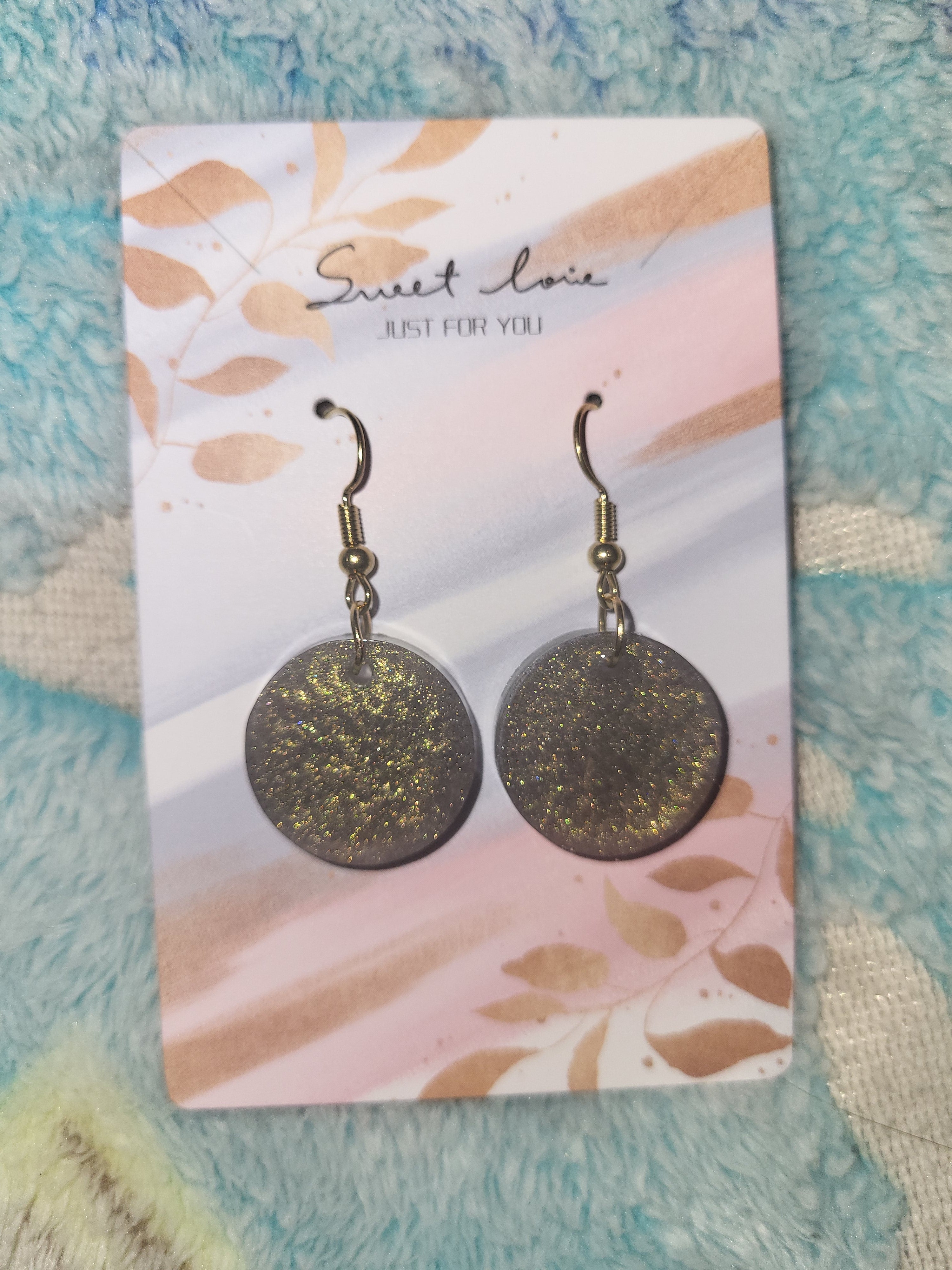 Homemade uv resin earrings