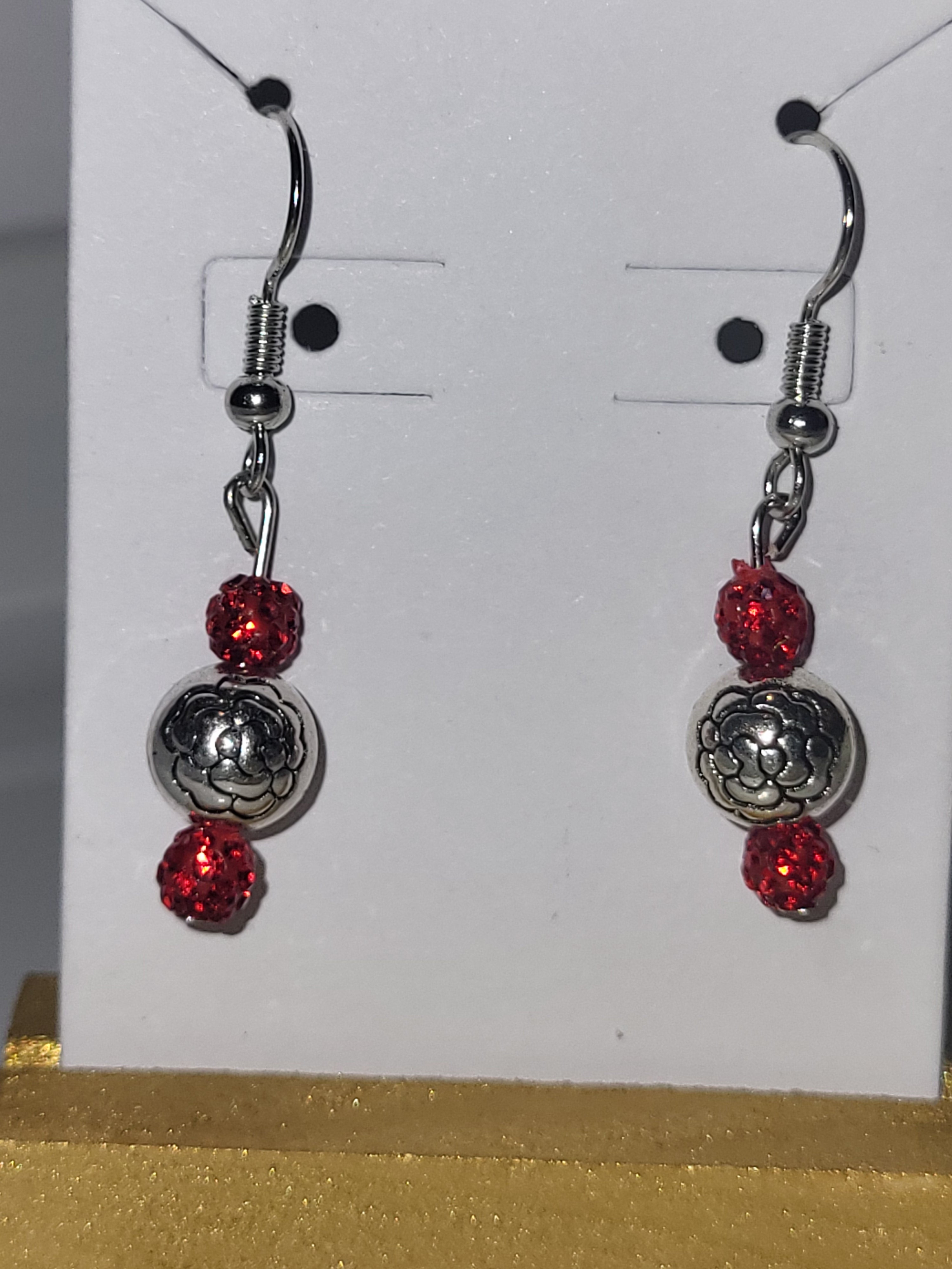 Valentine's day inspired earrings 🌹